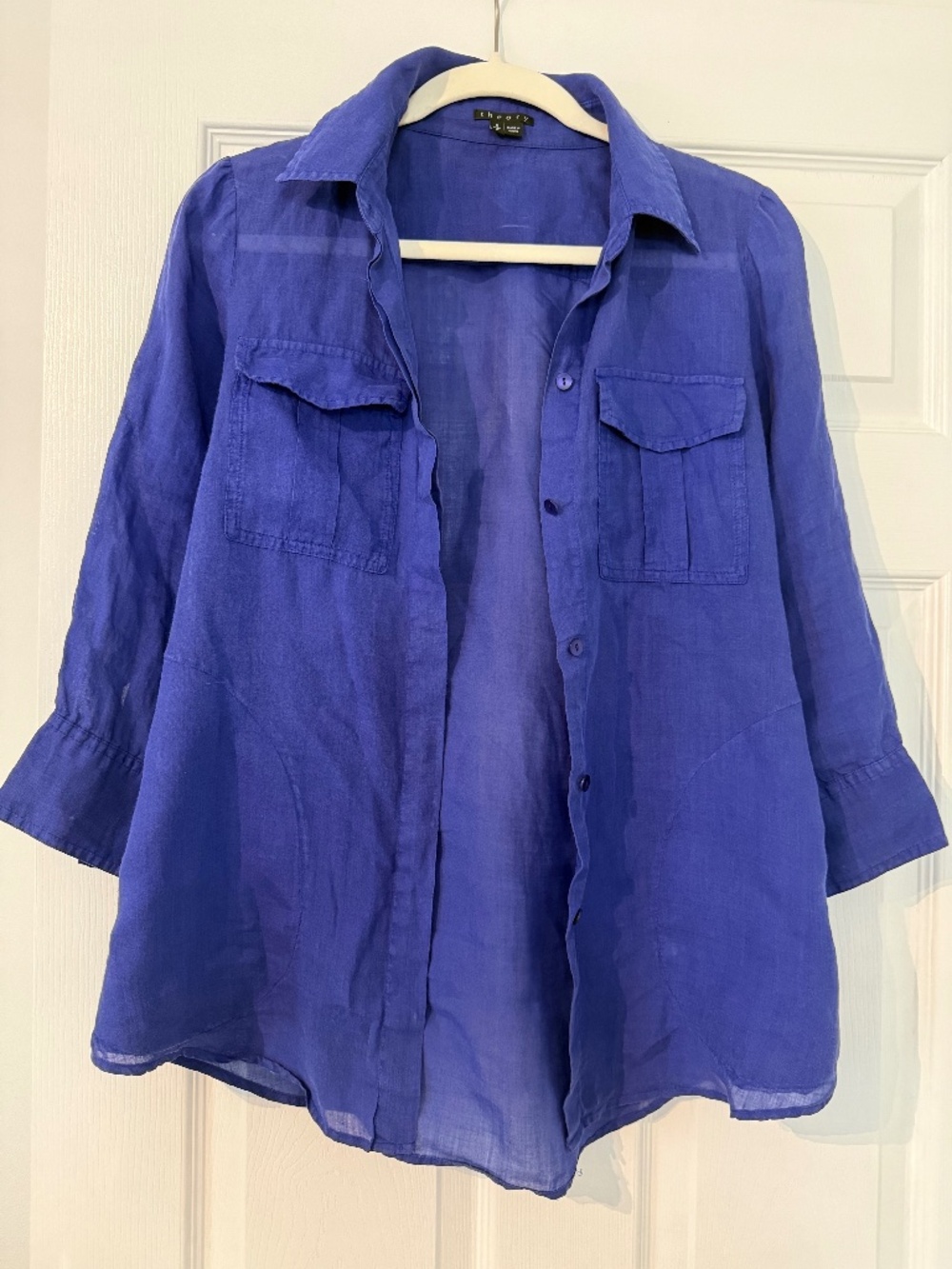 Theory Size S, 3/4 sleeve button-down shirt with pockets